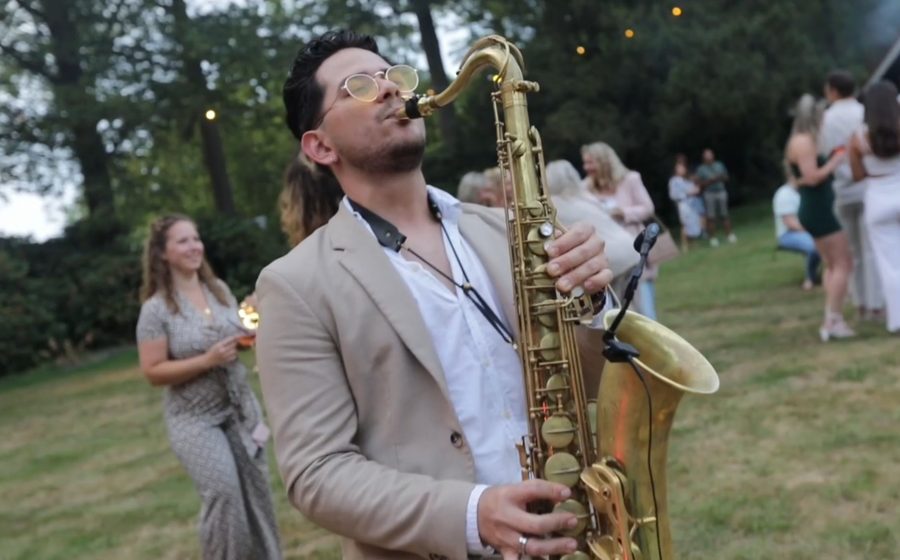 DJ & SAX